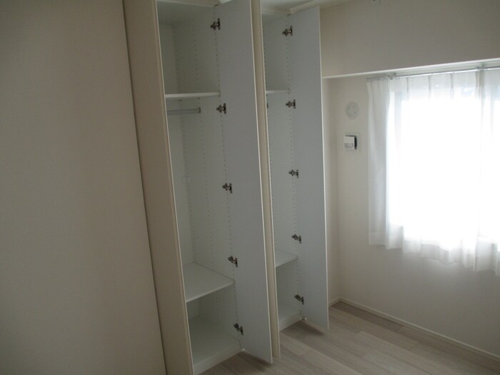 物件内観写真13　(収納)