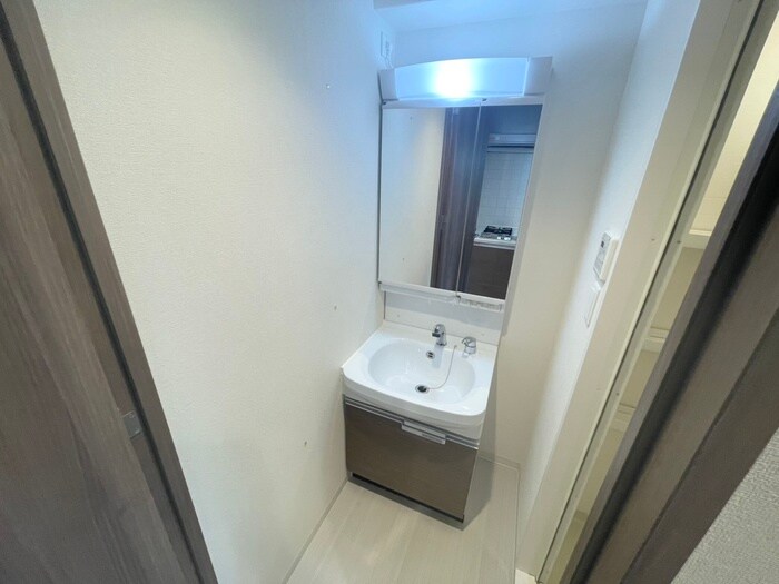 物件内観写真12　(洗面)