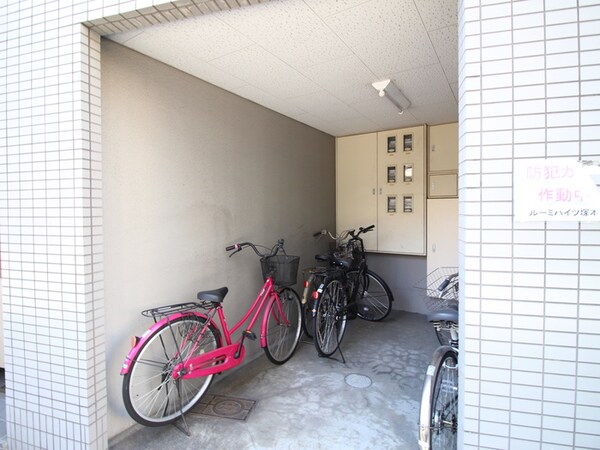 駐輪場