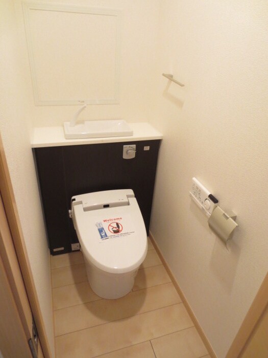 物件内観写真10　(トイレ)