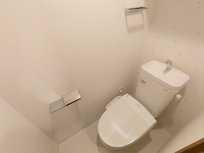 物件内観写真10　(トイレ)