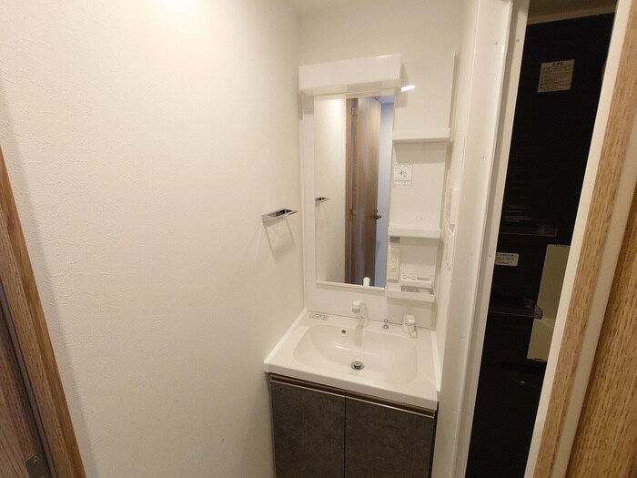 物件内観写真11　(洗面)