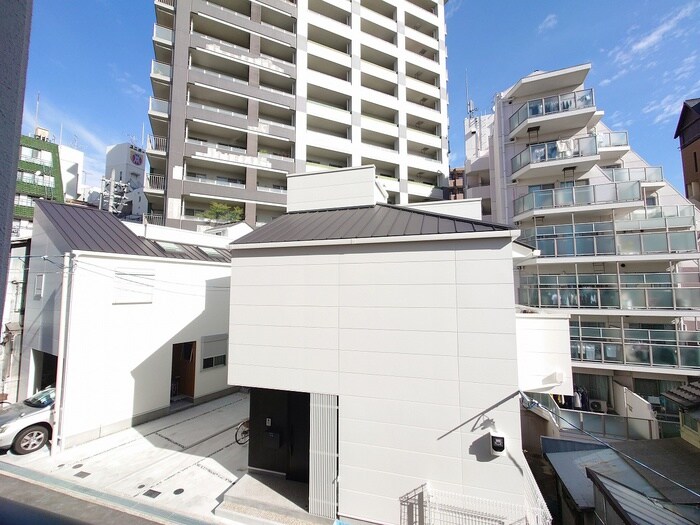 物件内観写真17　(室内からの展望)