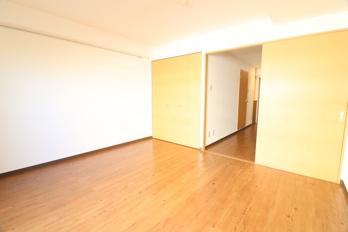 物件内観写真10　(居室)