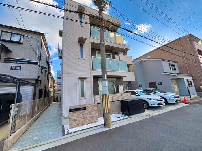 物件外観写真1　(外観写真)