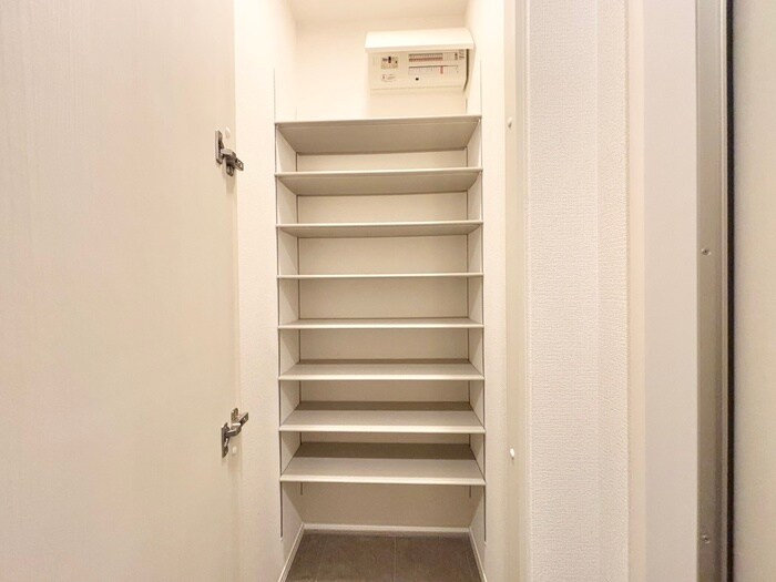 物件内観写真21　(靴箱)