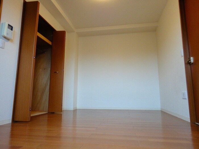 物件内観写真14　(居室)