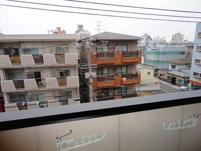 物件内観写真17　(室内からの展望)