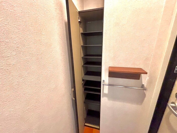 物件内観写真16　(靴箱)