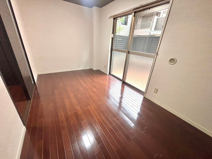 物件内観写真19　(居室)