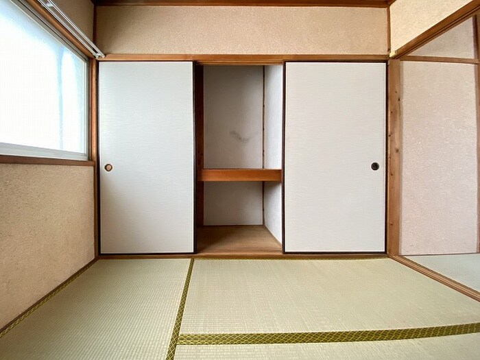 物件内観写真8　(収納)