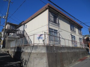 落合コ－ポ外観写真