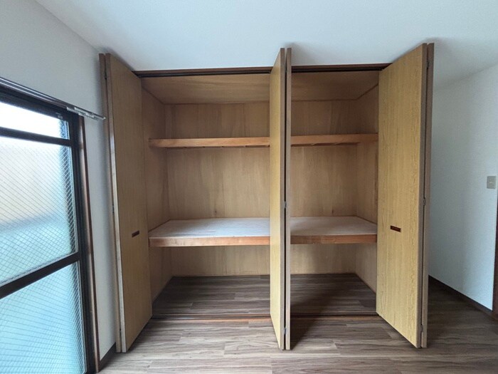 物件内観写真12　(収納)