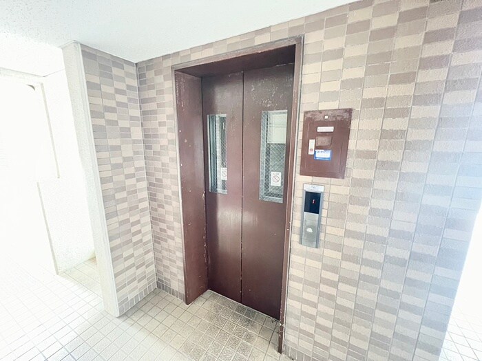 物件外観写真5　(建物設備)