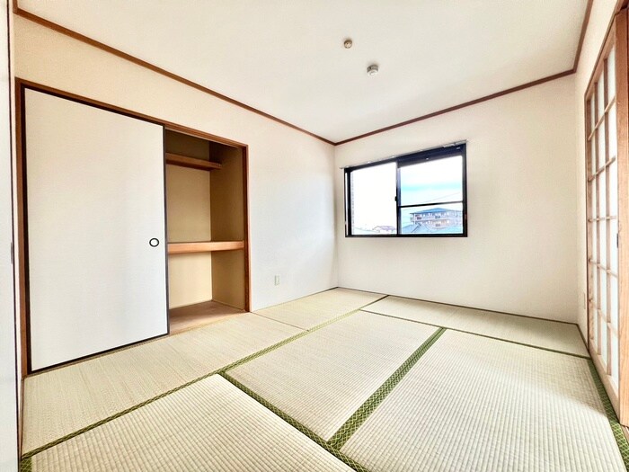 物件内観写真10　(居室)