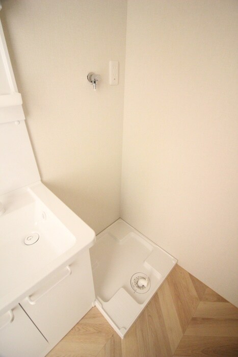 物件内観写真11　(洗濯機置場)