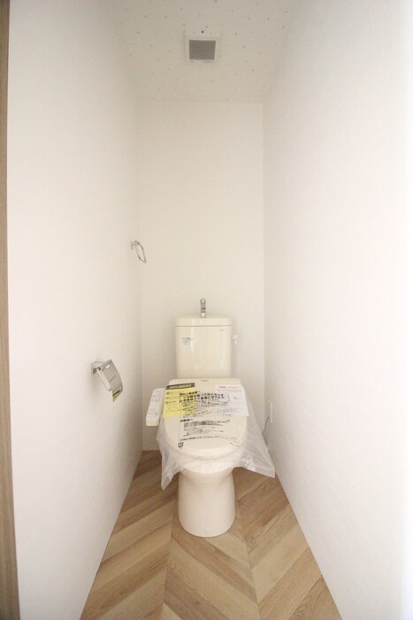 物件内観写真13　(トイレ)