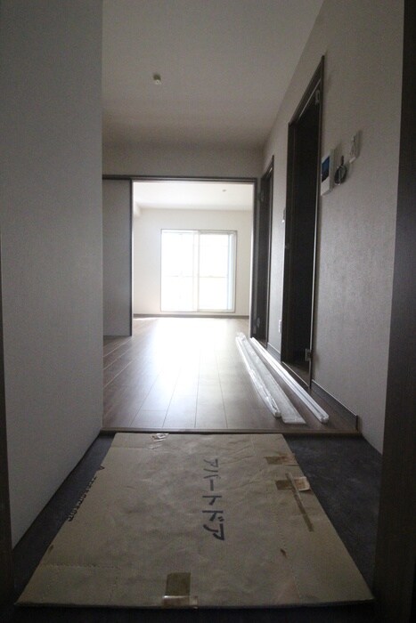 物件内観写真14　(玄関)