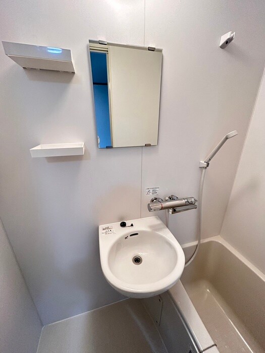 物件内観写真11　(洗面)