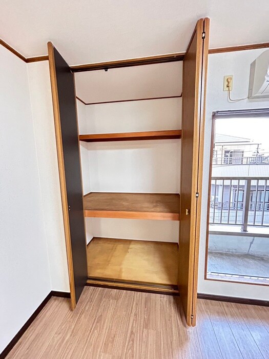 物件内観写真14　(収納)