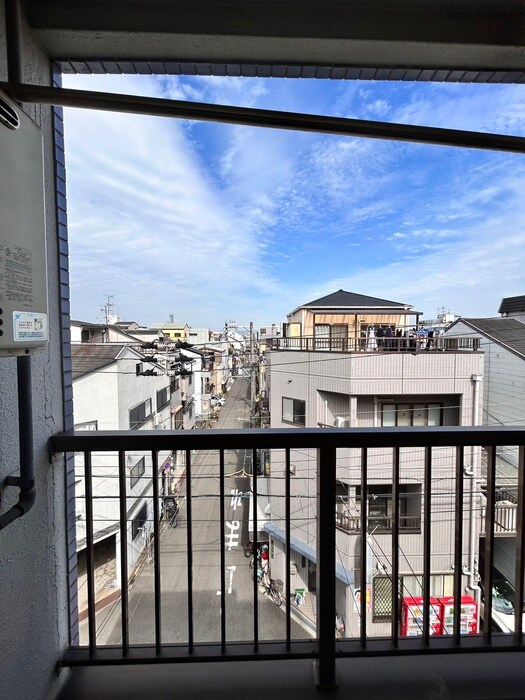 物件内観写真19　(室内からの展望)