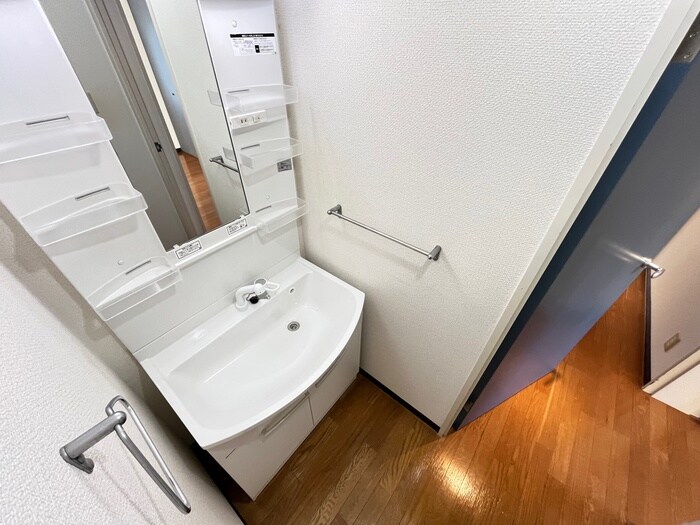 物件内観写真12　(洗面)