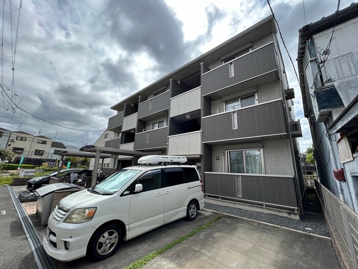 物件外観写真2　(外観写真)