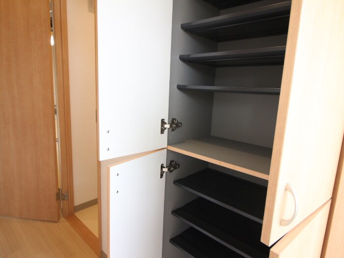 物件内観写真14　(靴箱)