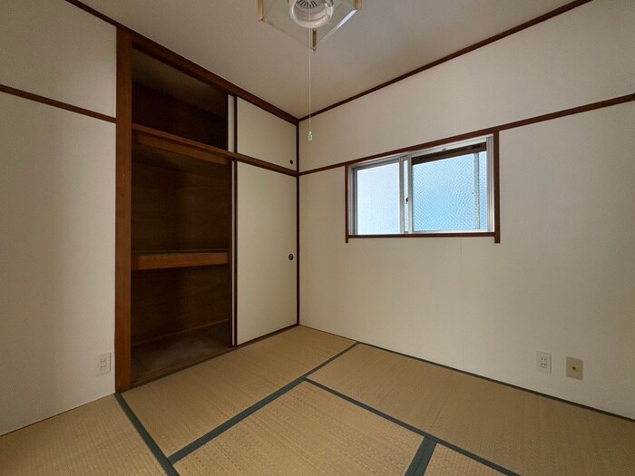 物件内観写真8　(居室)