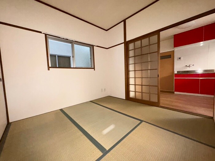 物件内観写真8　(居室)