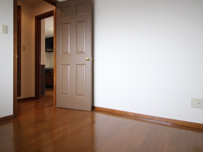 物件内観写真19　(居室)