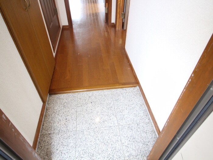 物件内観写真20　(玄関)