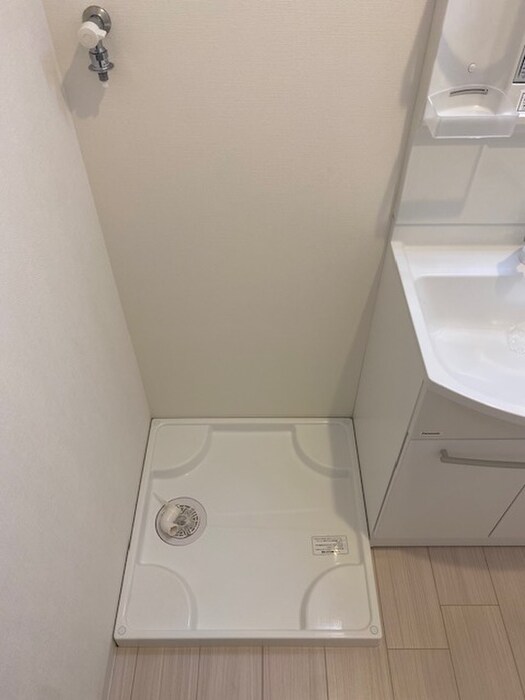 物件内観写真14　(洗濯機置場)