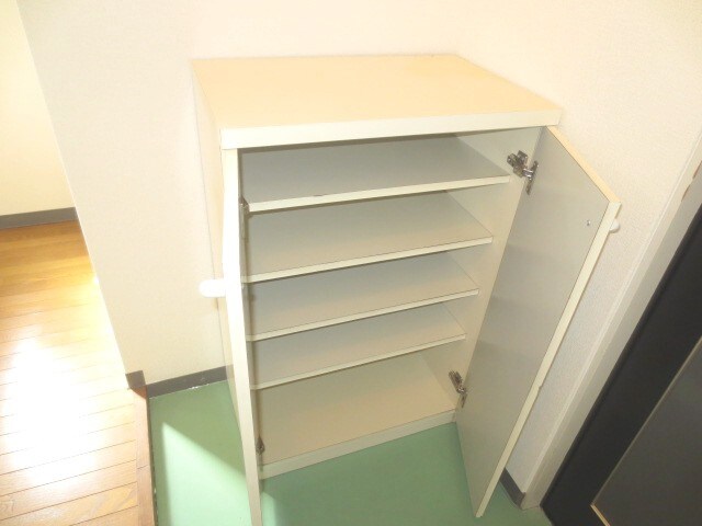 物件内観写真15　(靴箱)