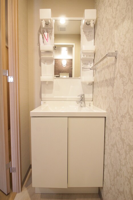 物件内観写真8　(洗面)