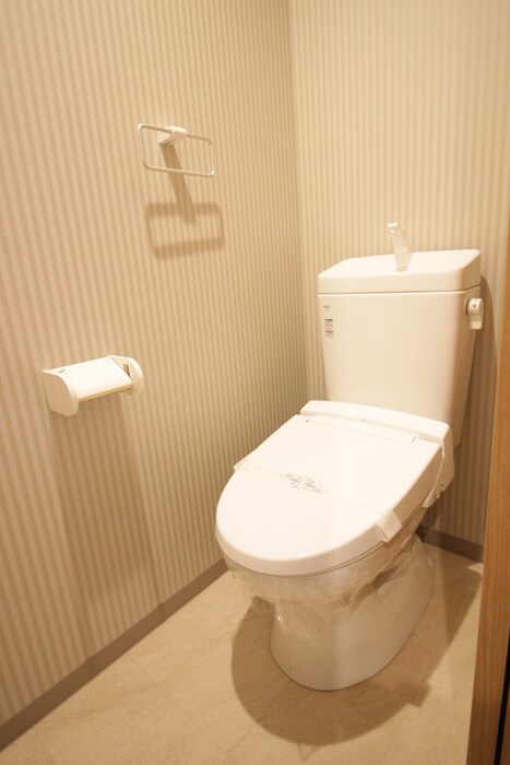 物件内観写真10　(トイレ)