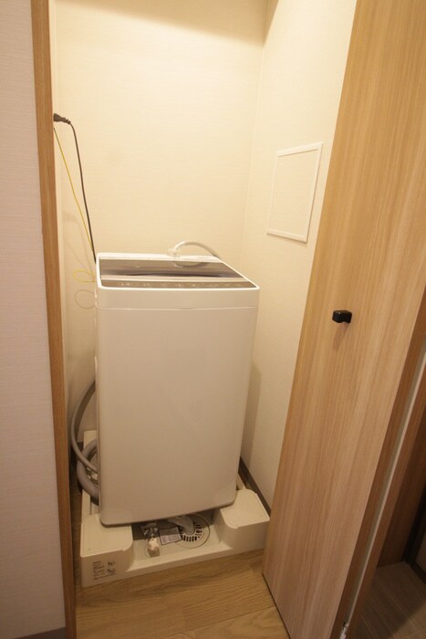 物件内観写真11　(洗濯機置場)