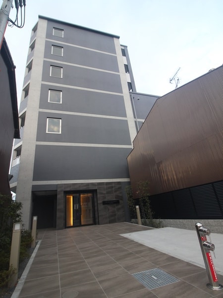 THEGARNETSUITERESIDENCE西七条外観写真