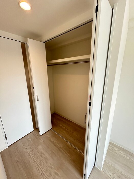 物件内観写真12　(収納)