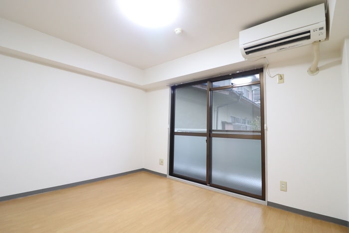 物件内観写真10　(居室)