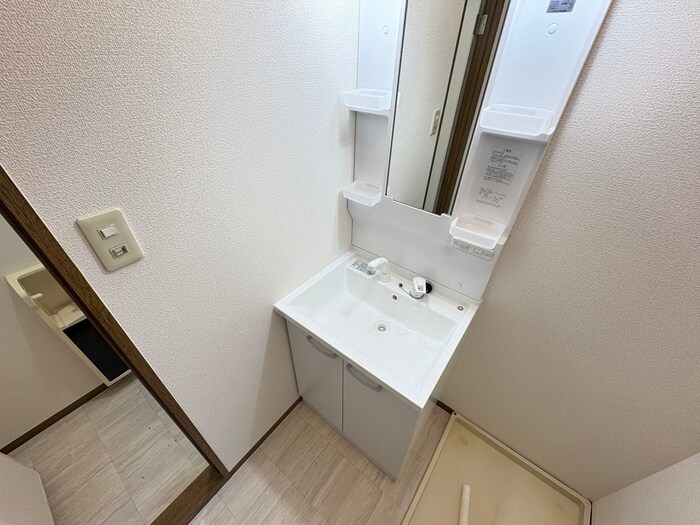 物件内観写真10　(洗面)