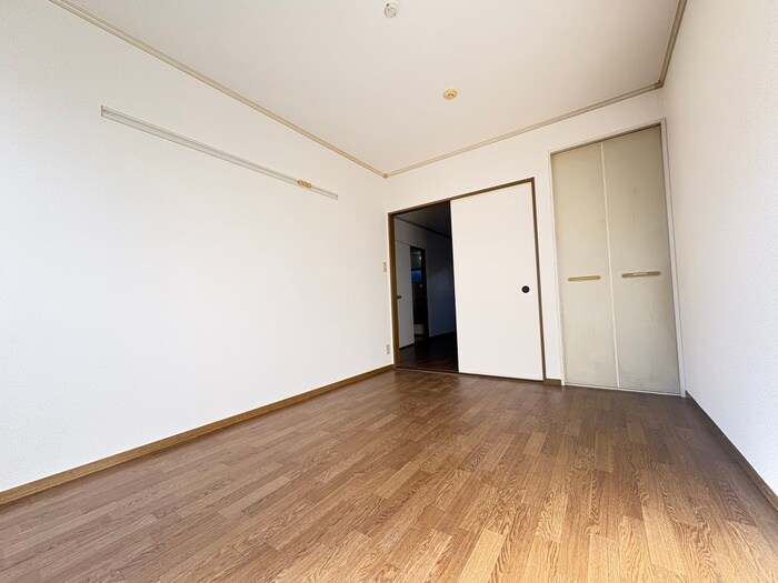 物件内観写真15　(居室)