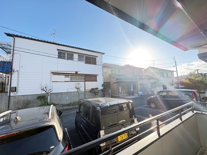 物件内観写真22　(室内からの展望)