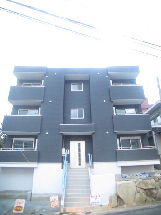 物件外観写真3　(外観写真)