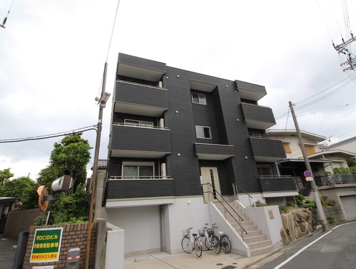 物件外観写真5　(外観写真)