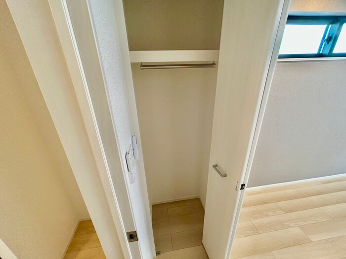 物件内観写真15　(収納)
