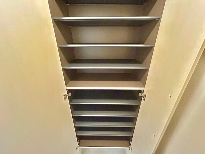 物件内観写真20　(靴箱)