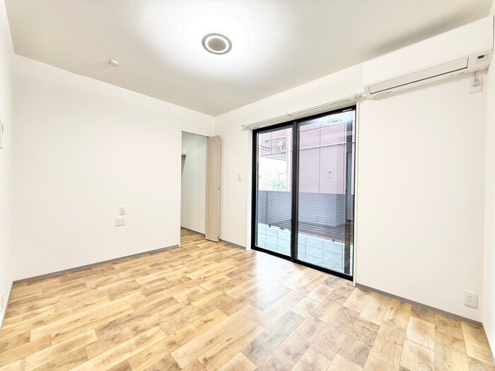 物件内観写真7　(居室)