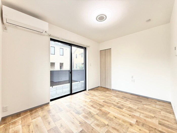 物件内観写真9　(居室)