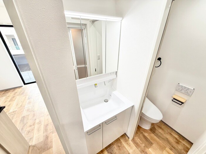 物件内観写真13　(洗面)